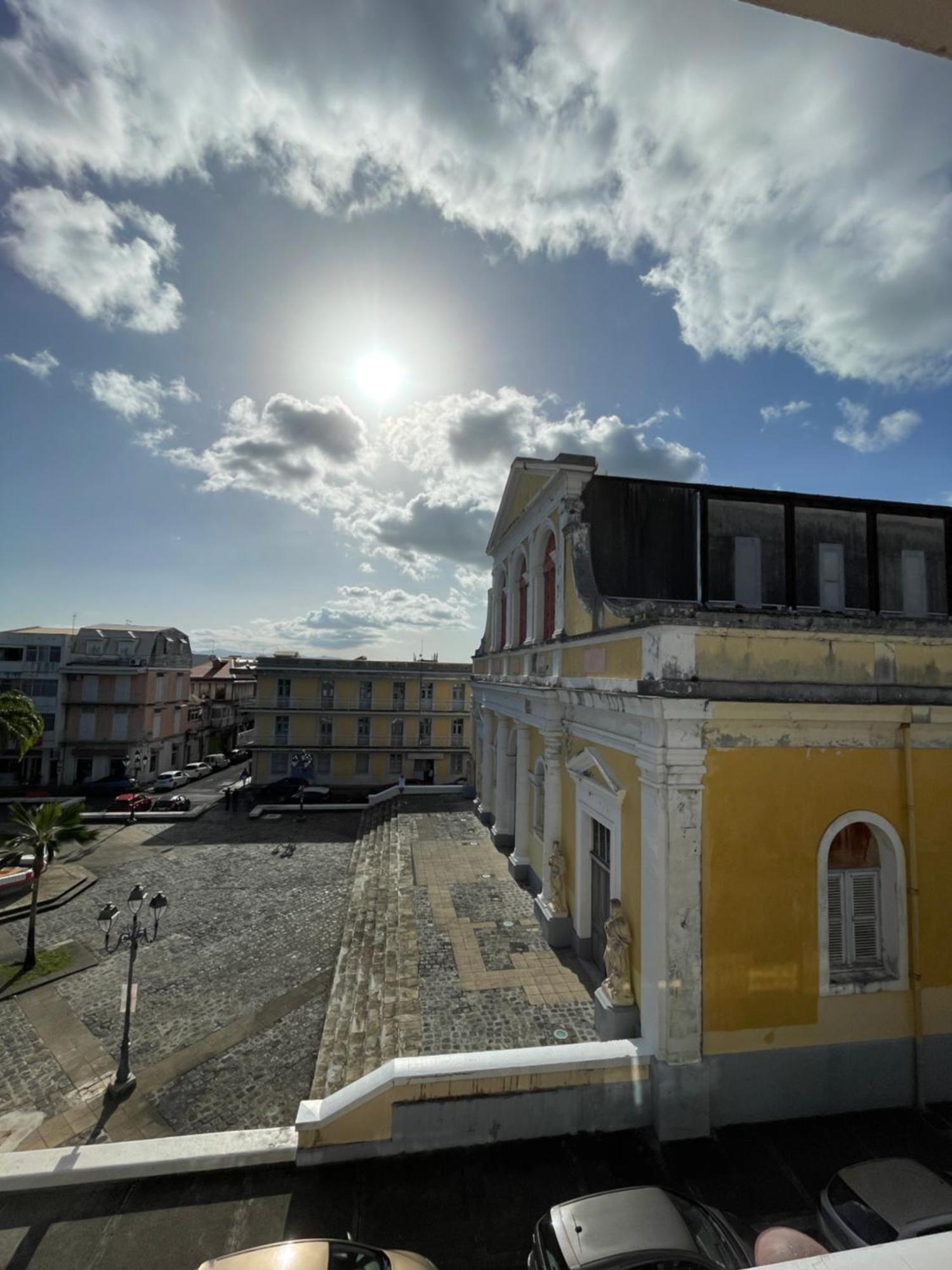 Ferienwohnung T2 Calme Et Lumineux Au Coeur De Pointe-A-Pitre Exterior foto